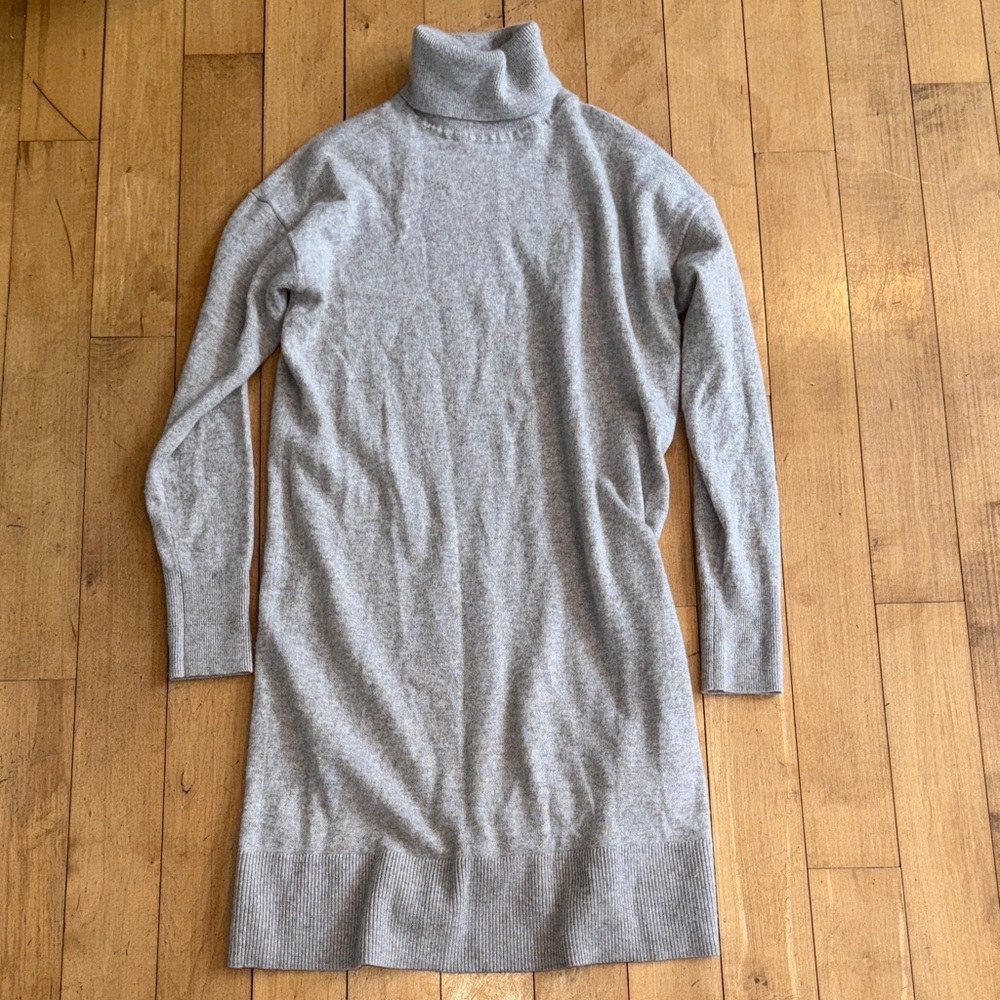 Everlane Light cream/gray Turtleneck Cashmere Dress